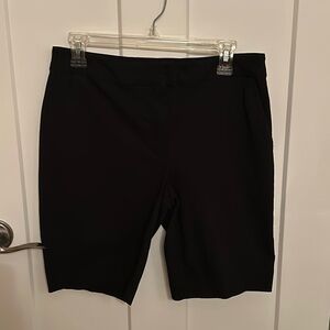 NWOT White House Black Market stretchy shorts, size 8